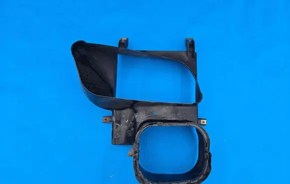 BMW X5 E70 Intercooler air guide/duct channel 7169416