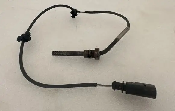 Audi A6 S6 C6 4F Exhaust gas temperature sensor 059906088G