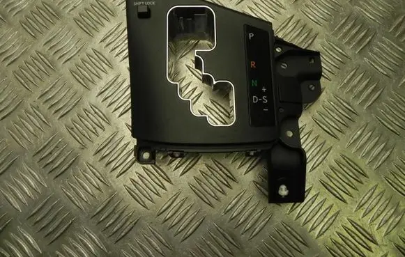 Lexus RX 450H Gear shifter surround trim plastic T5545