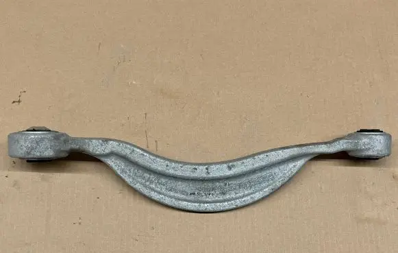 Rear control arm