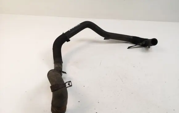 Mazda 3 II Engine coolant pipe/hose