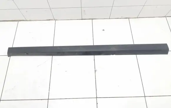 Volkswagen Cross Polo Sill 6R0853859