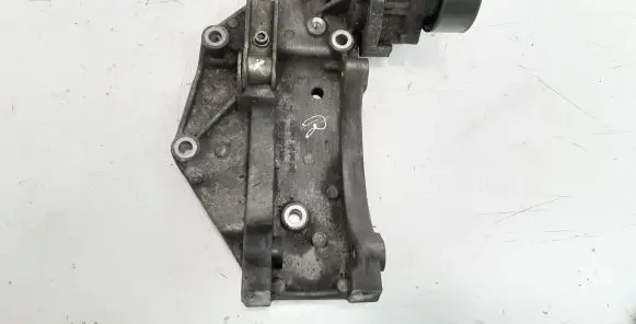 Citroen C4 Grand Picasso Generator/alternator bracket 8682367380