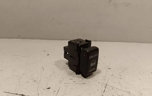 Nissan Navara D40 Central locking switch button 