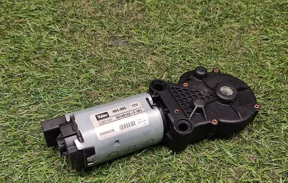 Land Rover Range Rover L322 Seat adjustment motor 82148143 821481434 404905