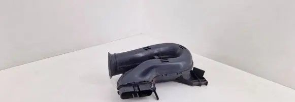 Citroen DS7 Crossback Air intake hose/pipe 9813931780