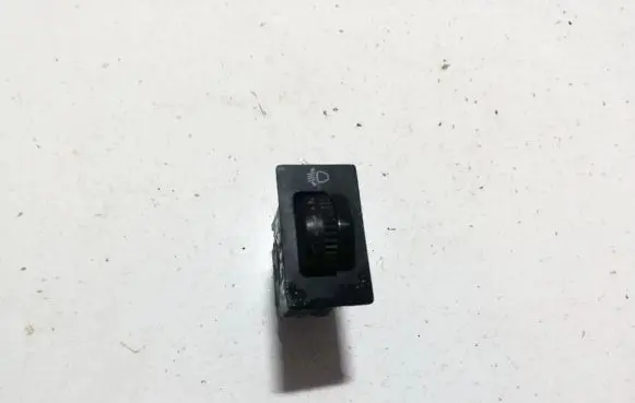 Toyota Avensis T220 Headlight level height control switch