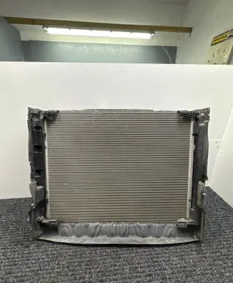 Mercedes-Benz EQC Radiator set A0999063902 0130707484