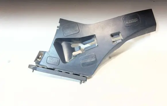 Mercedes-Benz A W176 Front bumper mounting bracket A1768850163