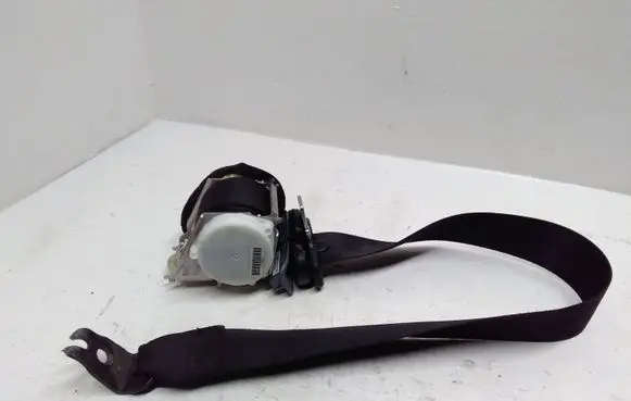 Ford Galaxy Rear seatbelt 611B69G 33035173B
