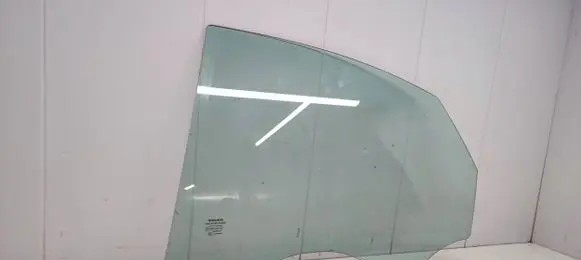 Volvo S40 Rear door window glass 43R001105 E000186 DOT57M20AS2