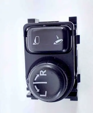 Nissan Qashqai Wing mirror switch