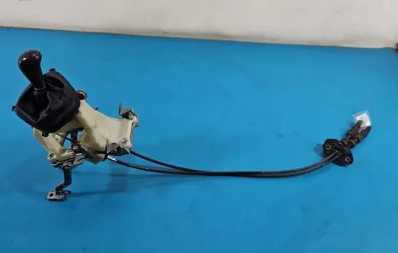 KIA Carens II Gear shift cable linkage 437002HXXX IMPRK1541246