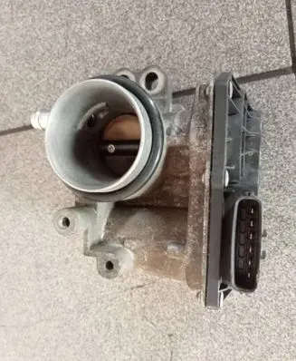Toyota Yaris Throttle valve 2203023010