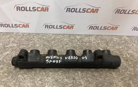 Toyota Avensis Verso Fuel main line pipe