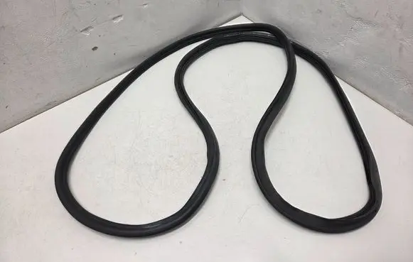Volkswagen Golf Sportsvan Trunk rubber seal (body) 510827705