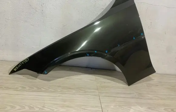 Volvo S90, V90 Fender SPP1691