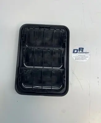 DS Automobiles 3 Crossback Quarter panel pressure vent 9831031680