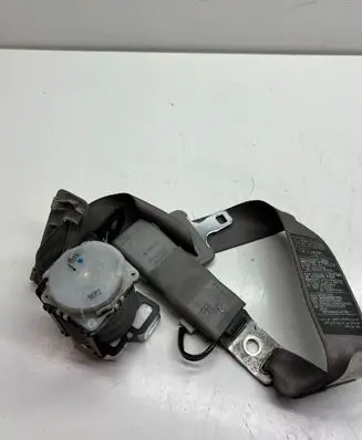 Lexus GS 300 350 430 450H Rear seatbelt H073818