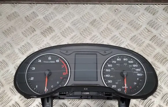 Audi A3 S3 8V Speedometer (instrument cluster) 8V0920960H
