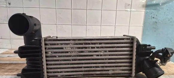 Peugeot 607 Intercooler radiator PA66GF35