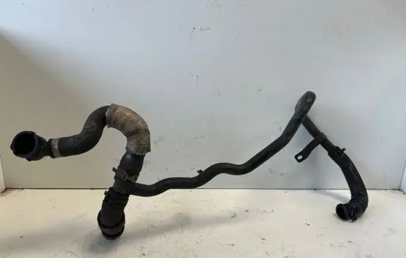 Volkswagen PASSAT B8 Engine coolant pipe/hose 5Q0122073AL