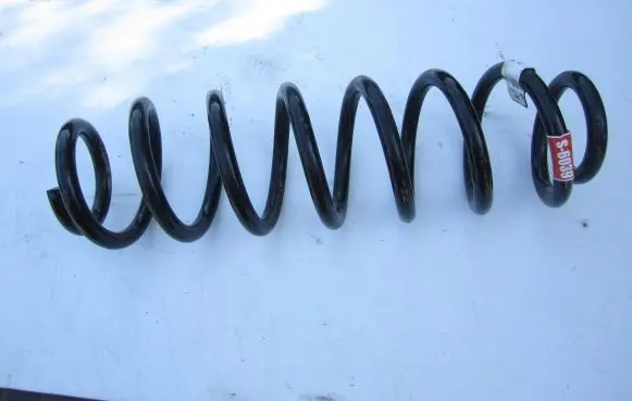 Volkswagen PASSAT B8 Rear coil spring 3Q0511115