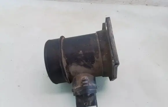 Nissan Terrano Mass air flow meter 43520