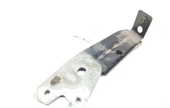 Maserati Ghibli Fender mounting bracket
