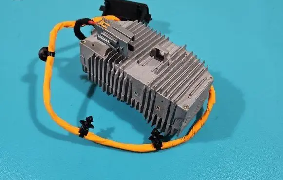 Volvo V90 Cross Country Voltage converter inverter 31443822 IMPRK1402715