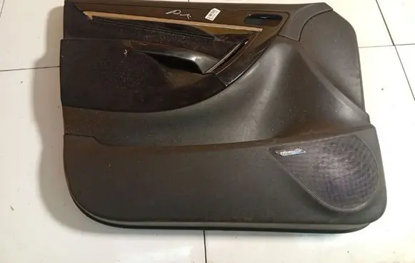 Citroen C4 Grand Picasso Front door card panel trim 96833590ZD