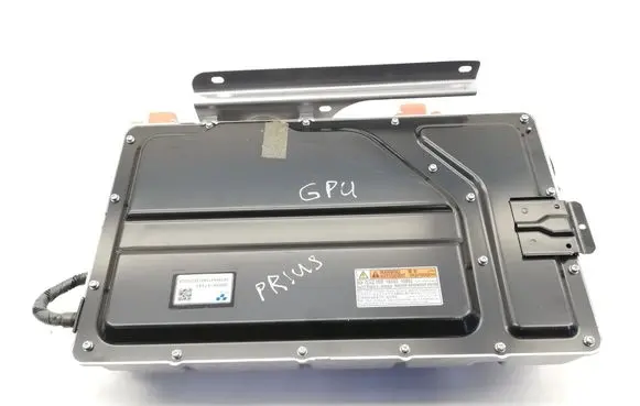 Voltage converter inverter