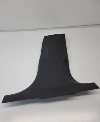 (B) pillar trim (bottom)