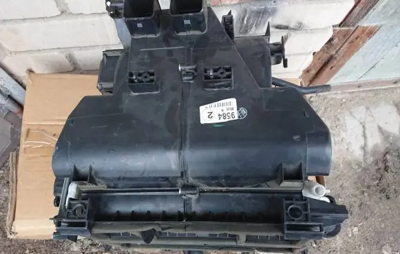 Toyota Corolla Verso E121 Interior heater climate box assembly 