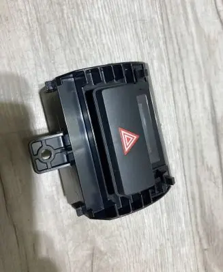 Toyota Hilux VIII Hazard light switch 839100k180a