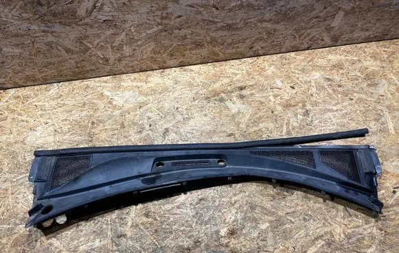 Lexus RX 330 - 350 - 400H Wiper trim 5570848042