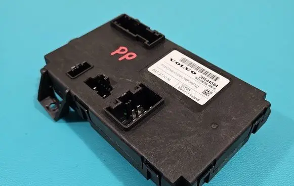Volvo V90 Cross Country Central body control module 30644884 IMPRK1401252