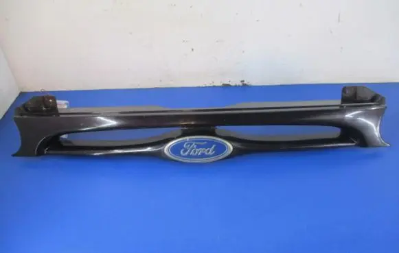 Ford Mondeo MK II Front grill