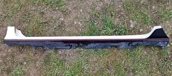 Honda Civic X Sill 71850-TGH-ZZ00-51p 71850-TGH-ZZ00-51