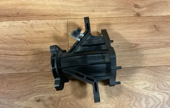 Ford C-MAX II Air intake duct part 9M5Q9J444