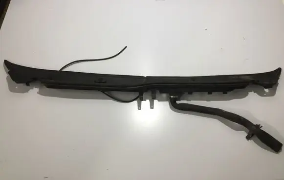 Fiat Ducato Wiper trim 1306178070
