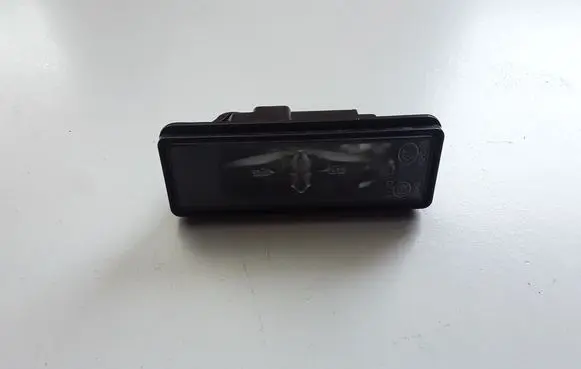 Opel Grandland X Number plate light A045496