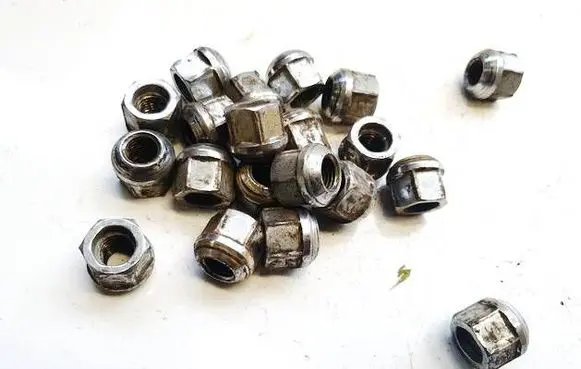 Honda Civic Nuts/bolts 