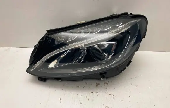 Mercedes-Benz C W205 Headlight/headlamp A2059062504 35303532 LE12A6295