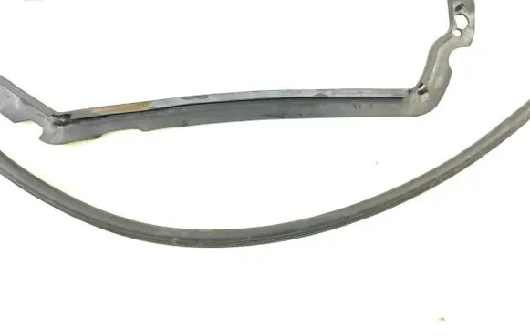 BMW 3 E46 Engine compartment rubber 8370409