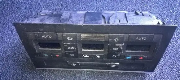 Audi A4 S4 B6 8E 8H Climate control unit 8E0820043 0183666