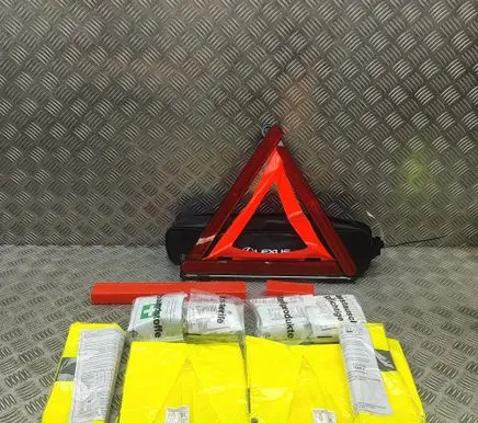 Lexus NX First aid kit 