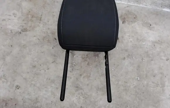 Opel Corsa F Front seat headrest 