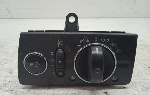 Mercedes-Benz E AMG W211 Light switch 2115450504