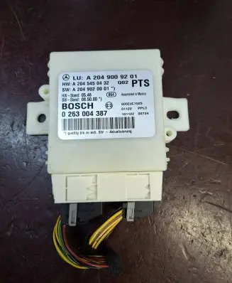 Mercedes-Benz C W204 Parking PDC control unit/module A2045450432 A2049020001 A2049009201